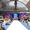Seminario sobre las tendencias de la moda textil en el Reino Unido y el mundo. Foto: VNA
