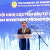El ministro de Finanzas, Nguyen Van Thang, habla en el evento. (Foto: VNA)