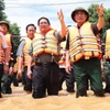 Premier vietnamita dirige directamente labores de rescate y recuperación tras inundaciones en Thai Nguyen