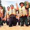 Premier vietnamita dirige directamente labores de rescate y recuperación tras inundaciones en Thai Nguyen