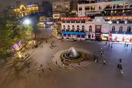 La zona de la fuente en la plaza Dong Kinh-Nghia Thuc. (Fuente: VNA)