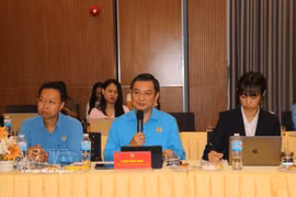 Pham Trong Nhan, vicepresidente de la Federación de Trabajadores de Ciudad Ho Chi Minh, habla en el evento. (Fuente: VNA)