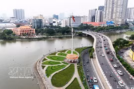 El muelle de Nha Rong está situado en el río Saigón y conectado con el Distrito 1 por el puente Khanh Hoi. (Foto: VNA)