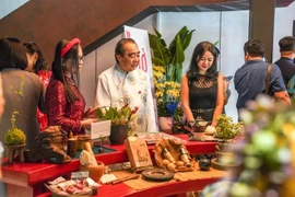 Visitantes en el recién inaugurado Museo Pho en el barrio de Ben Thanh, Ciudad Ho Chi Minh. (Foto: sggp.org.vn)