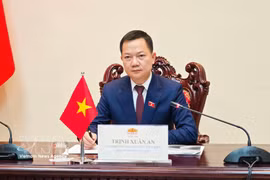 Trinh Xuan An, diputado a tiempo completo de la Asamblea Nacional en la Comisión de Defensa Nacional, Seguridad y Asuntos Exteriores, y vicepresidente del Grupo de Jóvenes Diputados de la Asamblea Nacional (XV legislatura), en el evento. (Fuente: VNA)