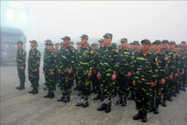 Oficiales y soldados del Ejército Popular de Laos llegan a Vietnam. (Fuente: VNA)