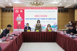 En la conferencia de prensa sobre la organización del Programa de Reunión de Primavera de 2025 y la 16ª Conferencia del Comité de Trabajo Conjunto entre provincias vietnamitas y chinas. (Fuente: baoquangninh.vn)