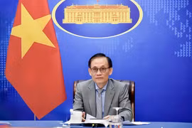 El secretario del Comité Central del Partido Comunista de Vietnam y ministro interino de Relaciones Exteriores, Le Hoai Trung. (Fuente: VNA)