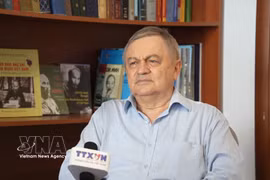 Anatoly Sokolov, investigador del Instituto de Estudios Orientales, Academia Rusa de Ciencias, en la entrevista. (Fuente: VNA)
