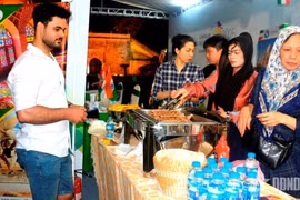 Presentan gastronomía musulmana en el Festival de Turismo de Hanoi 2025. (Foto: qdnd.vn)