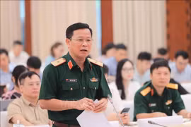 El subjefe del Departamento de Educación y Propaganda, Departamento General de Política del Ejército Popular de Vietnam, mayor general Tong Van Thanh, habla en el evento. (Fuente: VNA)