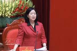 La presidenta del Frente de la Patria de Vietnam, Bui Thi Minh Hoai. (Fuente: VNA)