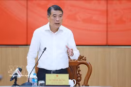 El primer ministro de Vietnam, Le Minh Hung, habla en el evento. (Fuente: VNA)