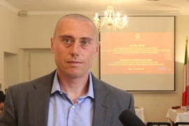 Stefano Bonilauri, director de la editorial italiana Anteo Edizioni. (Fuente: VNA)