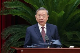 El secretario general del Partido Comunista de Vietnam, To Lam, habla en el evento. (Fuente: VNA)