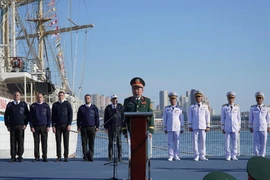 El teniente general Hoang Xuan Chien, viceministro de Defensa de Vietnam, habla en el evento. (Fuente: qdnd.vn)