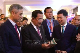 El presidente del Partido Popular de Camboya y titular del Senado, Samdech Techo Hun Sen, en el evento. (Fuente: VNA)