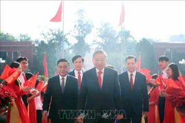 El secretario general del Partido Comunista de Vietnam (PCV), To Lam, participa en la primera Asamblea del Partido de los órganos centrales para el período 2025-2030. (Fuente: VNA)