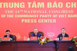 El secretario general del Partido Comunista de Vietnam, To Lam, presidió la conferencia de prensa internacional. (Fuente: VNA)