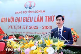 Le Quoc Khanh, secretario del Comité del Partido de la provincia deSon La, habla en el evento. (Fuente: VNA)