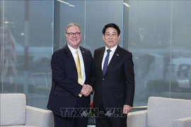 Presidente de Vietnam se reúne con el vicegobernador de Washington