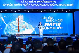 El primer ministro Pham Minh Chinh habla en el evento. (Fuente: VNA)