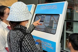 Kiosco para registro y pago rápido de exámenes médicos en el Hospital Infantil 1. (Fuente: VNA)