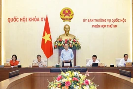 El presidente de la Asamblea Nacional de Vietnam, Tran Thanh Man, habla en la 50.ª reunión del Comité Permanente del Parlamento). (Fuente: VNA)