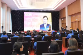 Panorama de la reunión. (Fuente: daibieunhandan.vn)