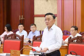 Tran Cam Tu, miembro del Buró Político y permanente del Secretariado del Comité Central del Partido Comunista de Vietnam, habla en el evento. (Fuente: VNA)