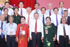 El secretario general del Partido Comunista de Vietnam, To Lam, y delegados. (Fuente: VNA)