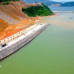 Puerto de Lien Chieu en fase final con 95% de construcción completada