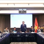 Líder partidista dialoga con miembros de la Red de Innovación de Vietnam en Corea del Sur