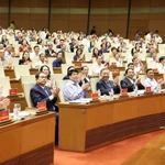 Resoluciones del Buró Político buscan convertir a Vietnam en un país de altos ingresos para 2045