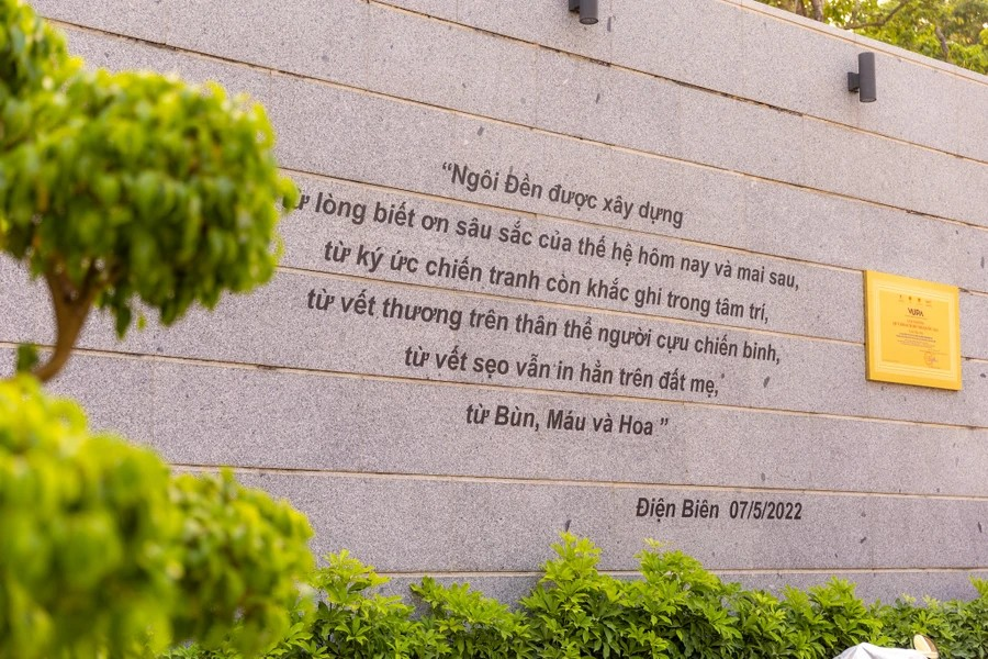 Según la junta directiva del sitio de la reliquia, se eligió la colina F para construir el templo porque fue testigo de la batalla más feroz de los soldados del Ejército Popular de Vietnam durante la campaña de Dien Bien Phu. Foto: Vietnam+