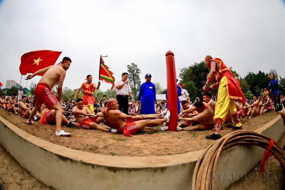 La UNESCO registró “el ritual y juego de la soga" en la Lista Representativa del Patrimonio Cultural Inmaterial de la Humanidad para cuatro provincias y ciudades vietnamitas: Lao Cai, Vinh Phuc, Bac Ninh, Hanoi. Fuente: VNA