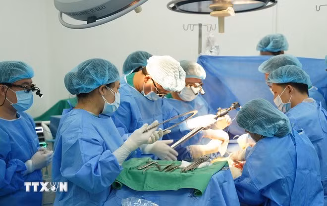 Vietnam realiza con éxito dos trasplantes de pulmón en un día. (Foto: VNA)