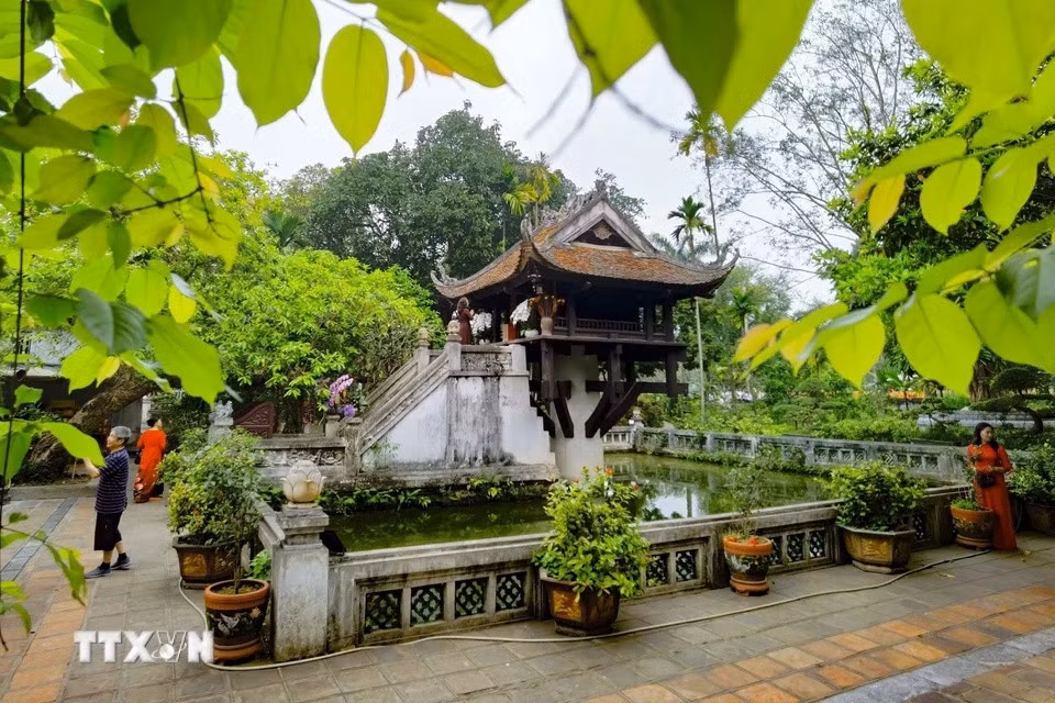 7. Hanoi, la capital milenaria de Vietnam, es un destino atractivo para los turistas, gracias a la combinación única entre la historia, la cultura y la modernidad. (Foto: VNA)