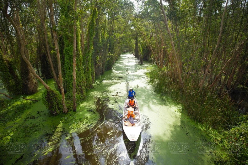 Imagen colorida del turismo de Long An