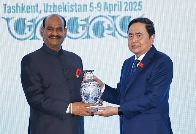 vn-india.jpg