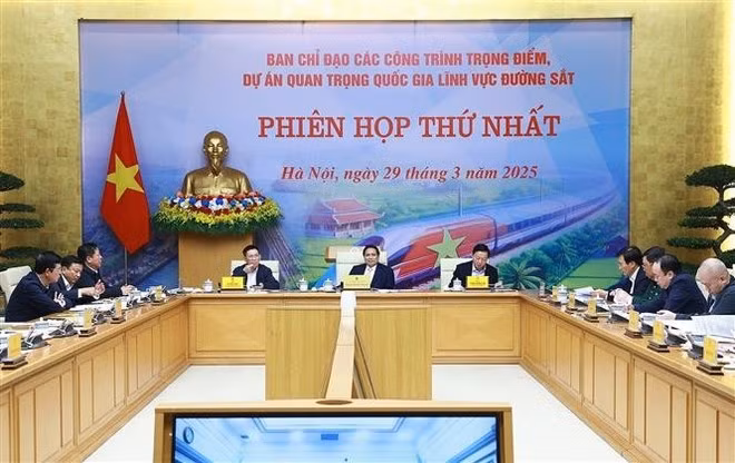 vna-potal-thu-tuong-chu-tri-phien-hop-thu-nhat-cua-ban-chi-dao-cac-du-an-quan-trong-quoc-gia-linh-vuc-duong-sat-7942384.jpg