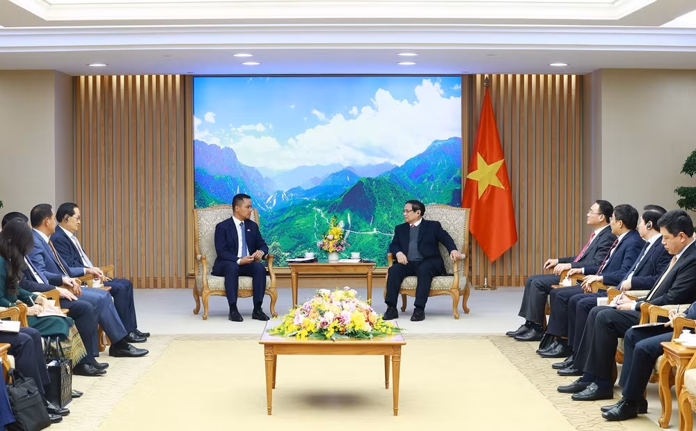vna-potal-thu-tuong-pham-minh-chinh-tiep-bo-truong-bo-noi-vu-campuchia-sar-sokha-7863889.jpg