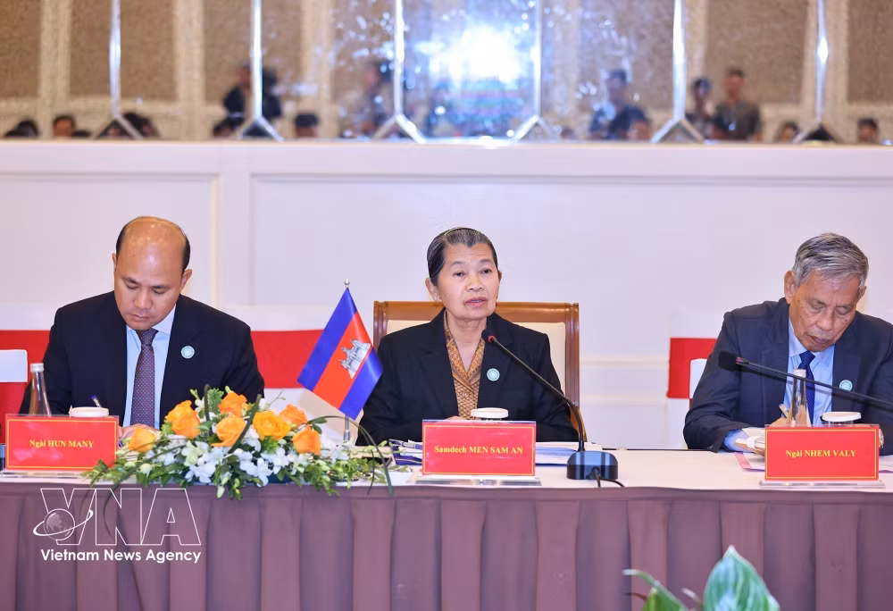 vnanet-hoi-dam-giua-ubtu-mttq-viet-nam-va-hoi-dong-quoc-gia-mat-tran-doan-ket-phat-trien-to-quoc-campuchia-8657388.jpg