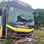 Accidente de autobús cama en la provincia de Ha Tinh deja nueve muertos y 16 heridos. (Foto: VNA)