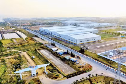 El Parque Industrial DEEP C en Hai Phong se concibe como un modelo de desarrollo de parques industriales ecológicos y sostenibles en Vietnam. (Foto: VNA)