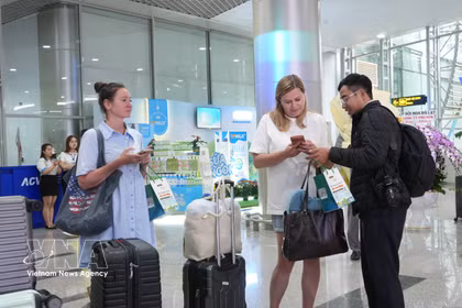A partir del 2 de septiembre, la ruta aérea Da Lat – Kuala Lumpur (Malasia) comenzará a operar oficialmente, acercando a los turistas internacionales a Da Lat. (Foto: VNA)