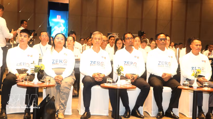 Delegados en el evento. (Fuente: VNA)