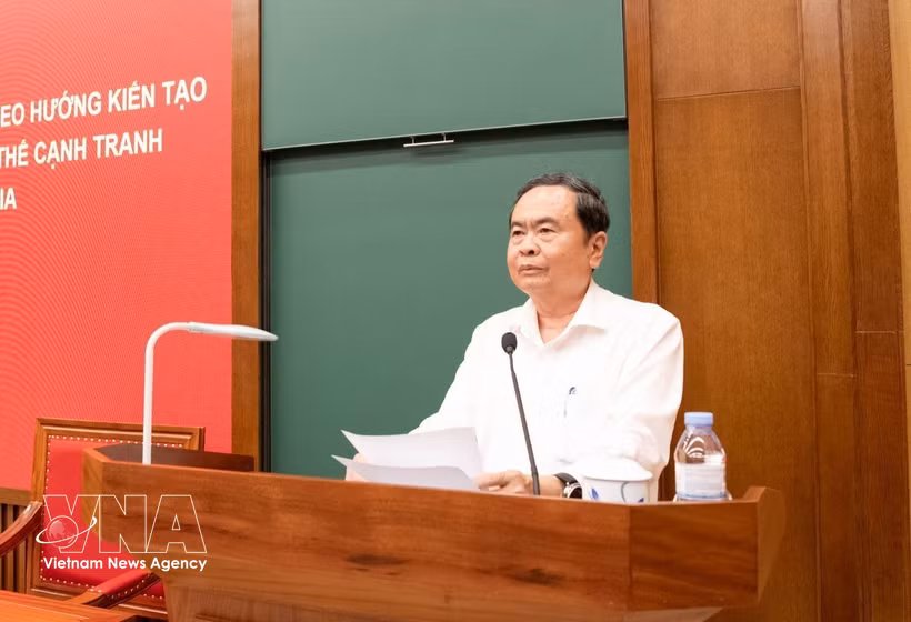 El presidente de la Asamblea Nacional de Vietnam, Tran Thanh Man, habla en el evento. (Fuente: VNA)