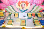 El nuevo libro del secretario general del PCV, To Lam, destaca la dignidad de las fuerzas de seguridad pública revolucionaria de Vietnam (Foto: VNA)