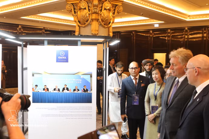 Imágenes de Vietnam destacan en la exposición del 65.º aniversario de OANA